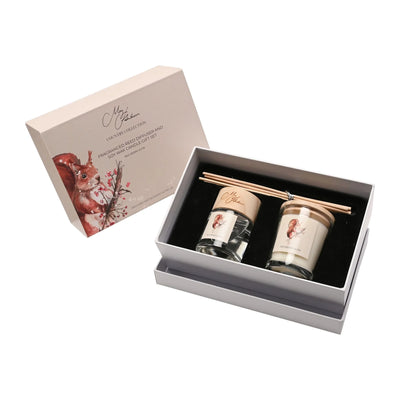 Meg Hawkins Squirrel Mini Candle & Diffuser Gift Set - Fir & Red Berry