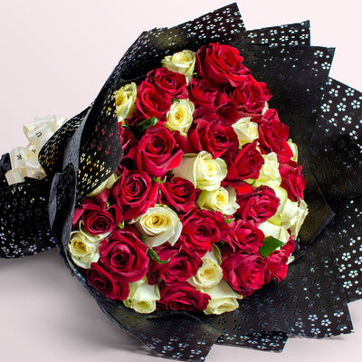 The Bella Rosa Red & White Roses Bouquet